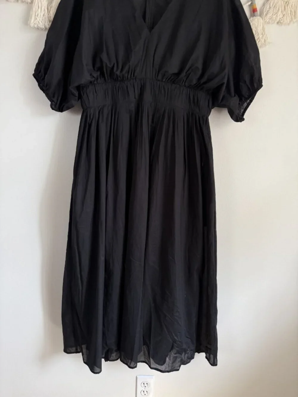 Banana Republic Volie Elbow Sleeve Gathered Midi Dress Black Beachy Whimsical M - Picture 4 of 11